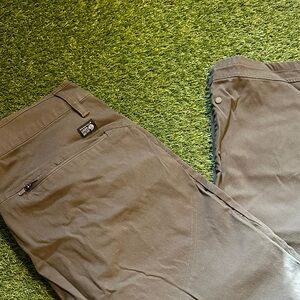 Mountain Hardwear Men's Olive Cargo Pants 38x30